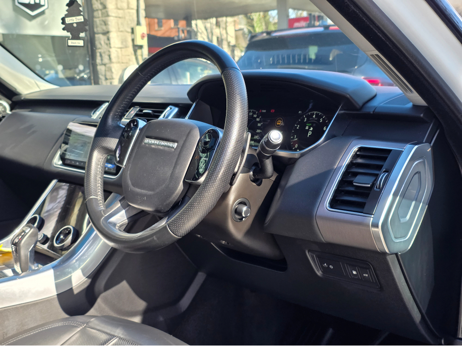 2019 Land Rover Range Rover Sport - image 18