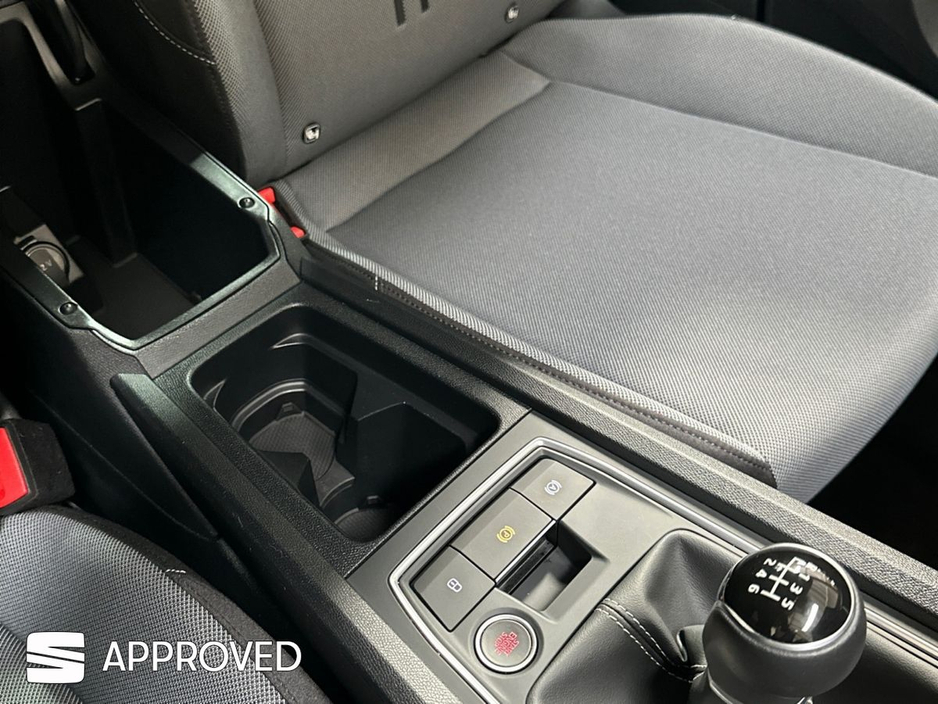 2025 SEAT Leon - image 19