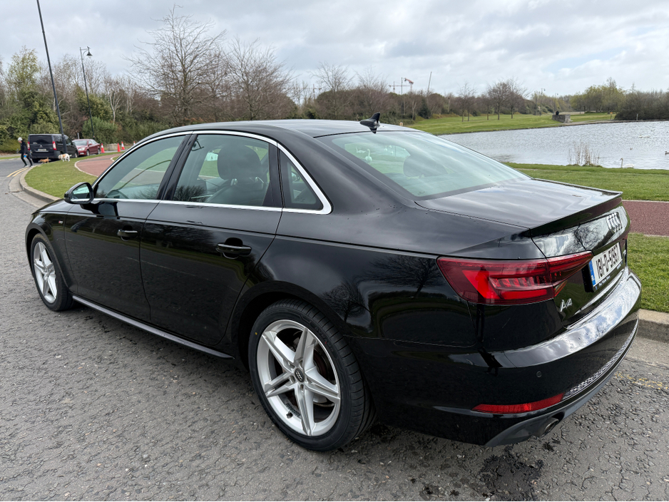 2018 Audi A4 - image 5