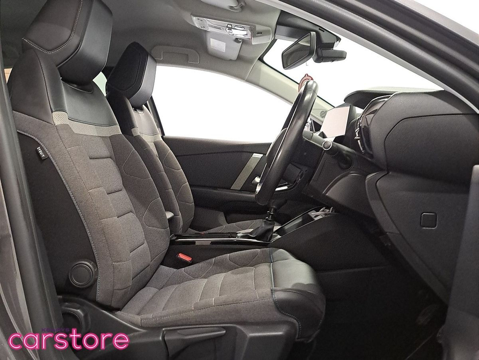 2022 Citroen C4 - image 12