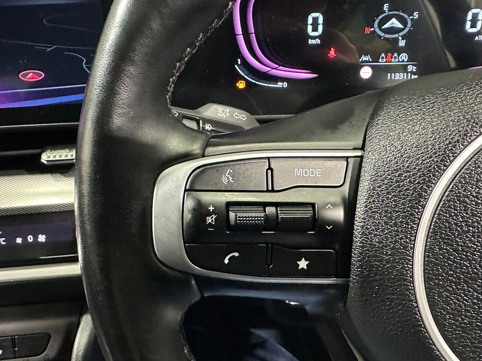 2022 Kia Sportage - image 13