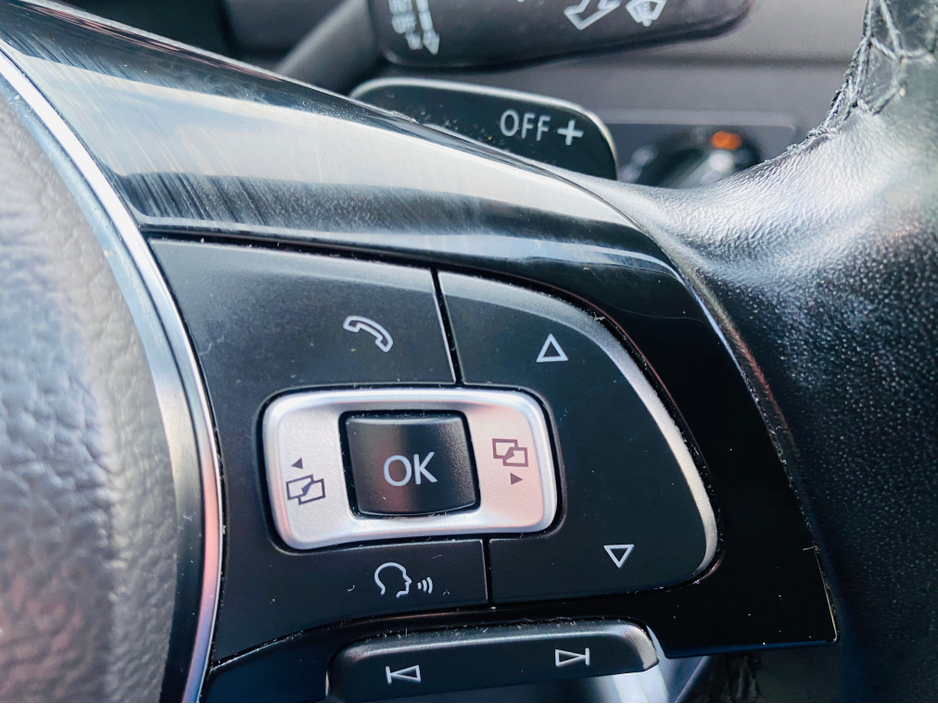 2018 Volkswagen Tiguan R-LINE  2.0 TDI 150HP D7F 5DR €25,995