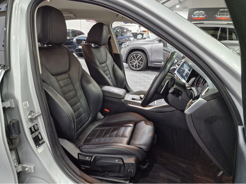 2019 BMW 3 Series 320D G20 SPORT AUTOMATIC **ORIGINAL IRISH CAR / LOW MILEAGE / 18" ALLOYS / APPLE CARPLAY / CRUISE CONTROL / FULL BLACK LEATHER / HEATED SEATS / SAT NAV / REVERSE CAMERA / FULL BMW SERVICE RECORD** €27,900