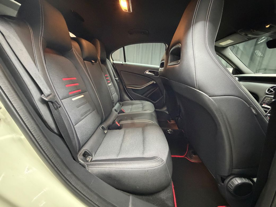 2016 Mercedes-Benz A Class - image 31