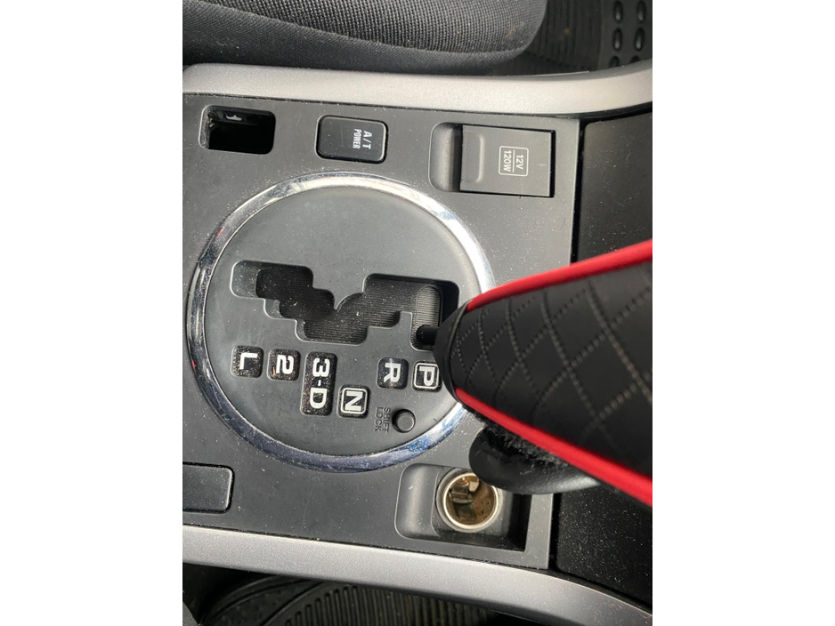 2008 Suzuki Grand Vitara - image 12