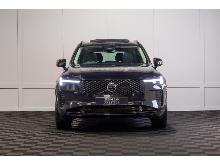 2025 Volvo XC90 T8 PHEV 455hp Plus (Dark Theme) €78,950