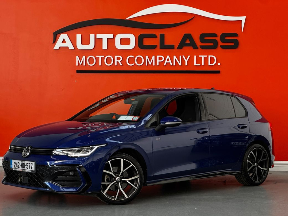 2024 Volkswagen Golf - image 5