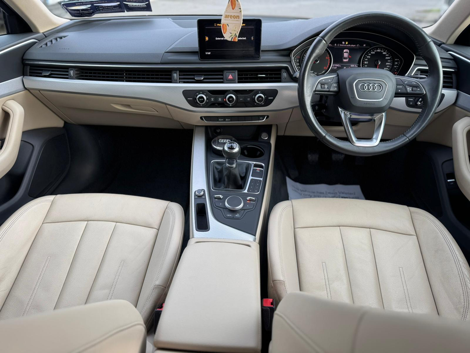 2016 Audi A4 - image 10