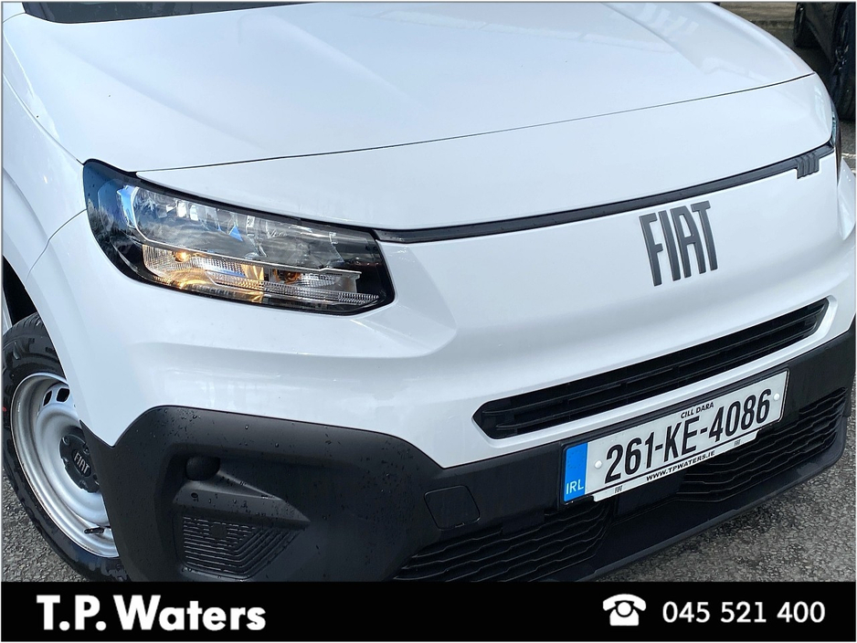 2026 Fiat Doblo - image 12