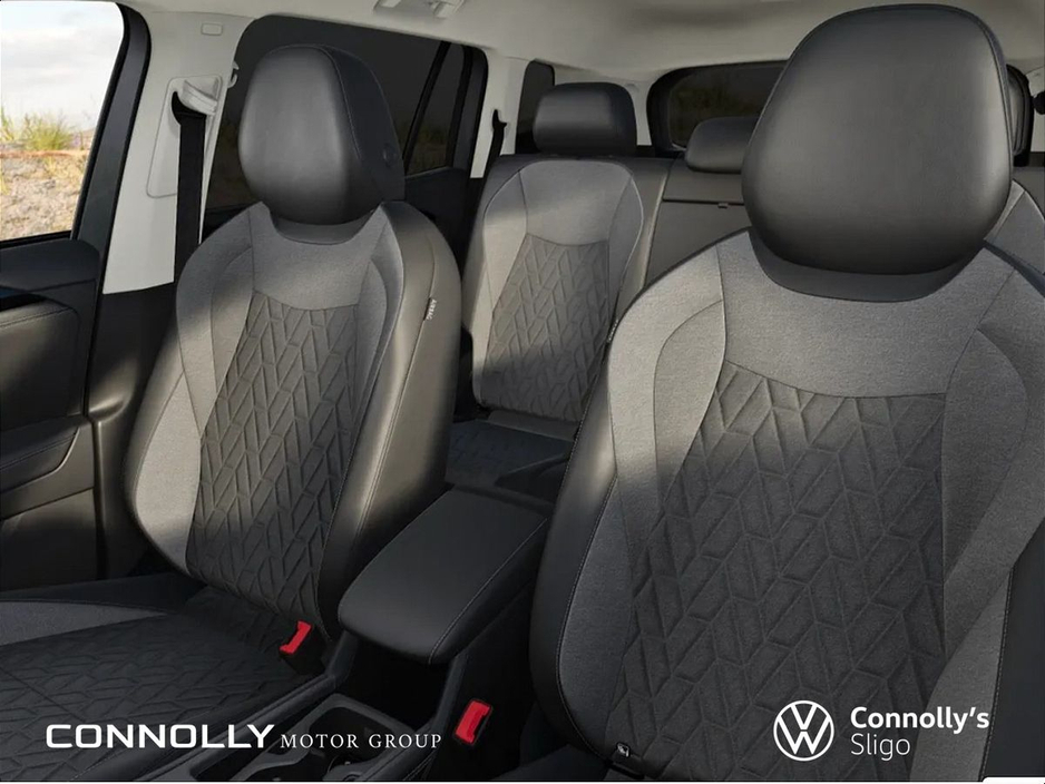 2026 Volkswagen Tayron - image 5