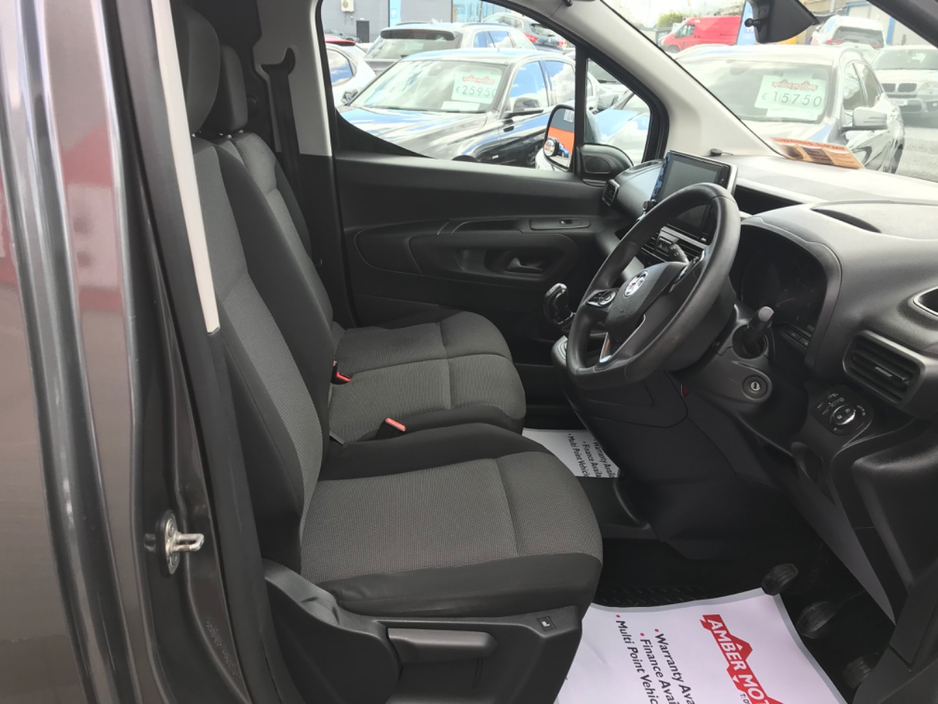 2019 Vauxhall Combo - image 45