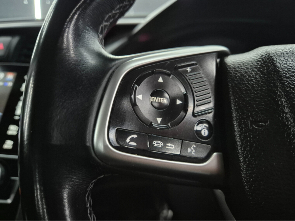 2020 Honda Civic - image 15