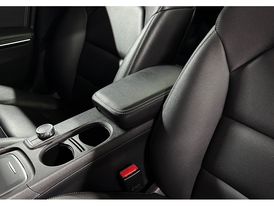 2017 Mercedes-Benz CLA Class - image 34