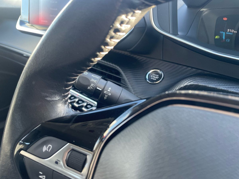 2021 Peugeot 2008 1.5 BlueHDI 110bhp Allure €19,975