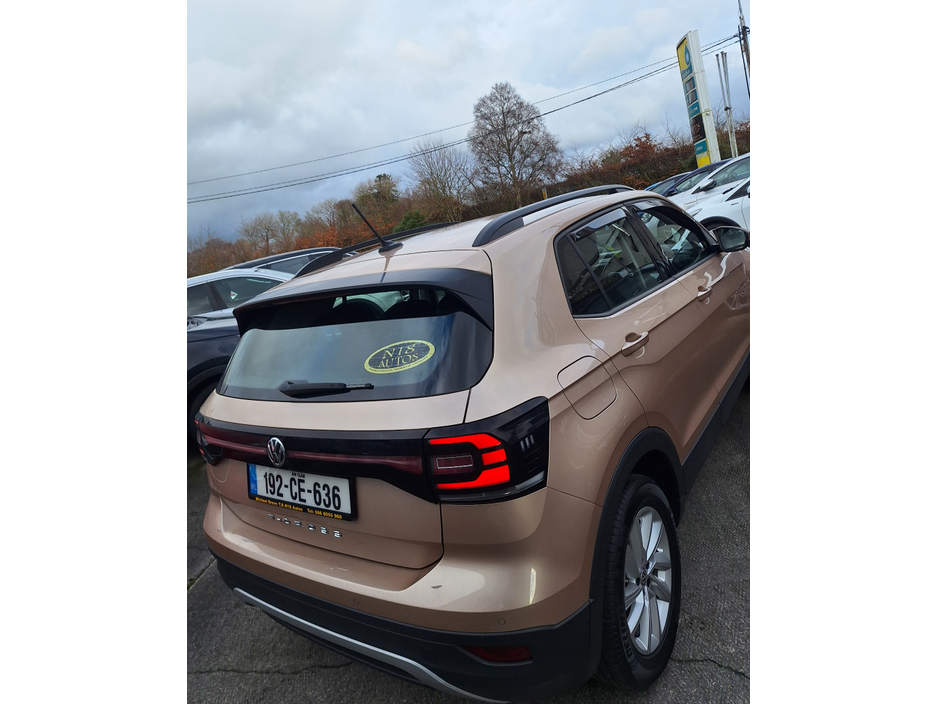 2019 Volkswagen T-Cross LIFE 1.0 TSI MANUAL 5SPEED 95BHP 5DR €15,995