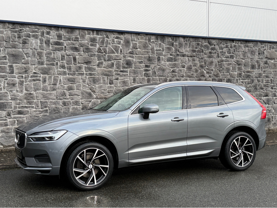 2021 Volvo XC60 2.0D MOMENTUM 5DR AUTO €38,950