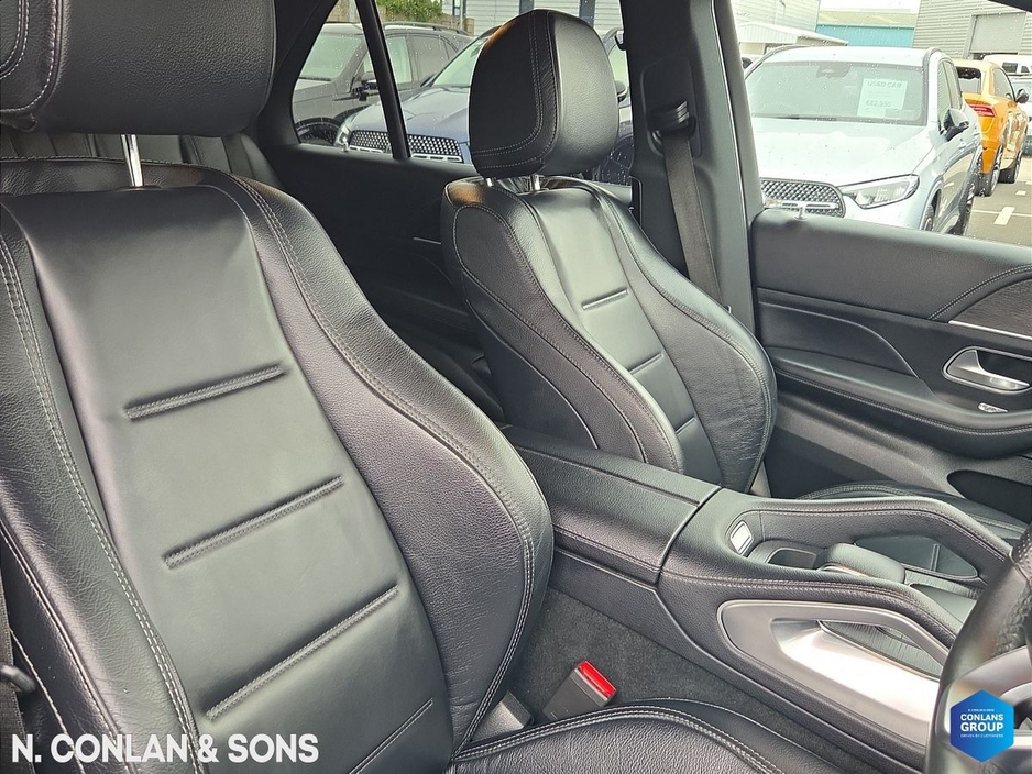 2021 Mercedes-Benz GLE Class - image 7