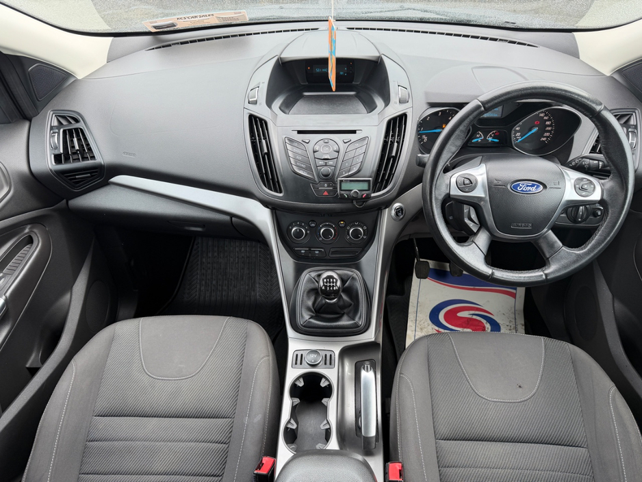 2015 Ford Kuga - image 12