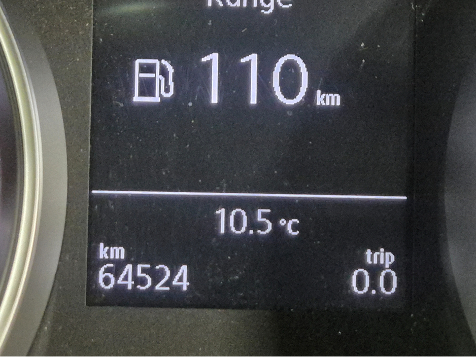 2015 Volkswagen Golf **HIGHLINE**ONLY 64000KMS**ALCANTARA SEATS*17" ALLOYS**LANE ASSIST**KEYLESS ENTRY AND START**ADAPTIVE CRUISE CONTROL**DUAL ZONE CLIMATE CONTROL**REVERSE CAMERA**BLUETOOTH STREAMING**FOLDING MIRRO €15,449