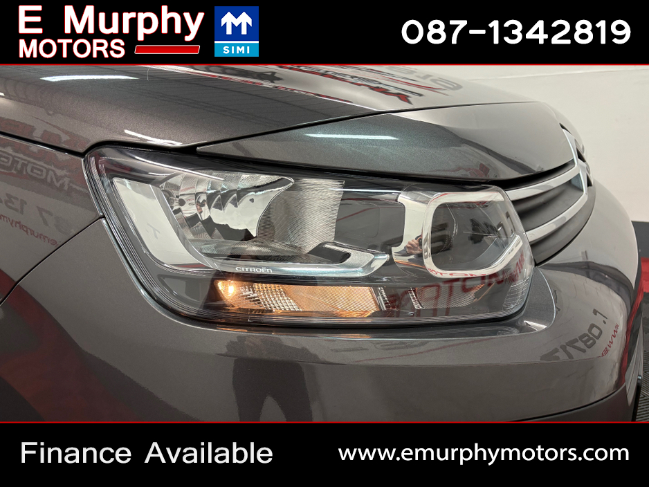 2023 Citroen Berlingo - image 28