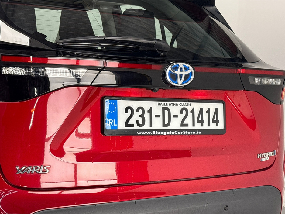 2023 Toyota Yaris CR LUNA**TOUCHSCREEN BLUETOOTH MEDIA**SEMI DIGITAL DASH**REVERSE CAMERA**PARKING SENSORS**MULTIFUNCTIONAL STEERING WHEEL**CRUISE CONTROL**KEYLESS START*8AUTO LIGHTS**AUTO WIPERS**ISOFIX** €26,795