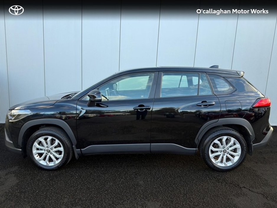 2023 Toyota Corolla Cross - image 6
