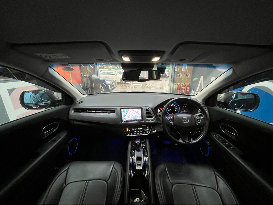 2017 Honda Vezel €17950 2017 HONDA VEZEL Z HYBRID SENSING 1.5 AUTOMATIC / CRUISE CONTROL / REVERSE CAMERA / HEATED SEATS AND MORE €17,950