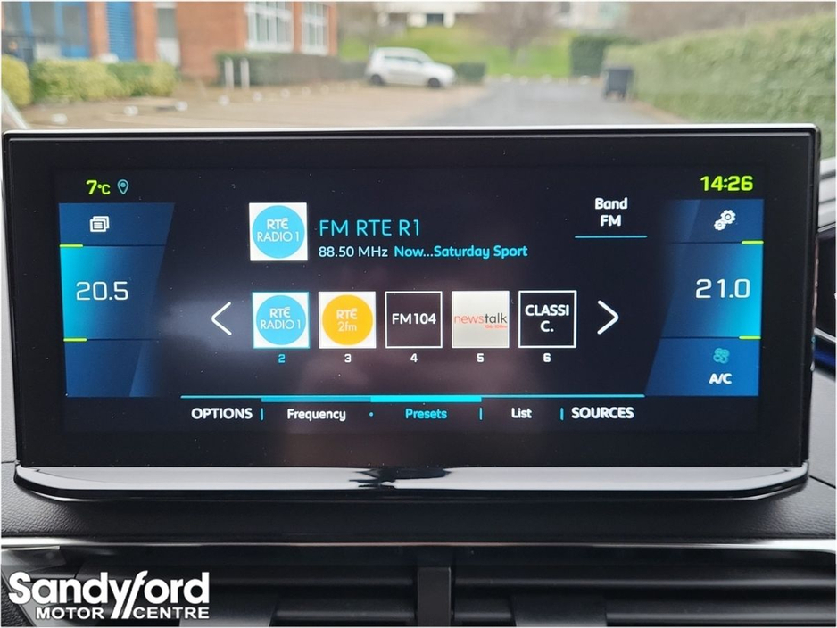 2021 Peugeot 3008 HYBRID2 PHEV 225bhp Allure €25,950