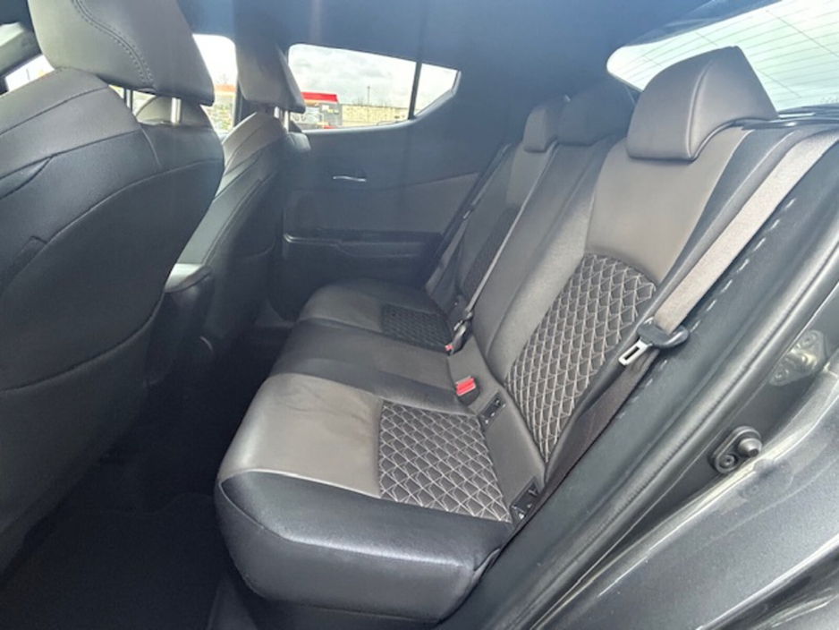2023 Toyota C-HR 1.8 HYBRID SOL €24,945