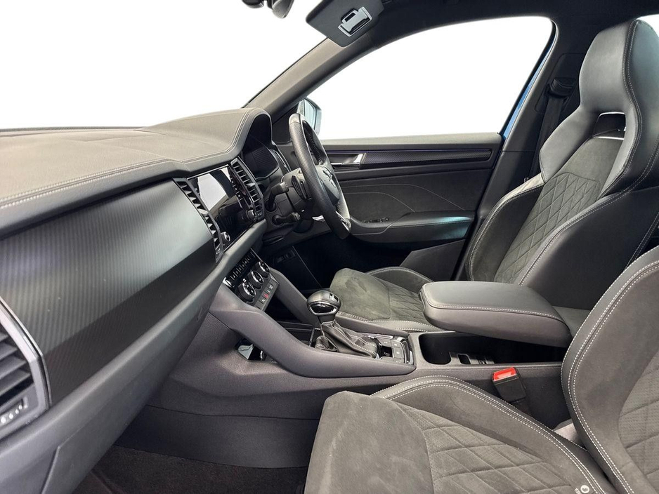 2024 Skoda Kodiaq - image 2