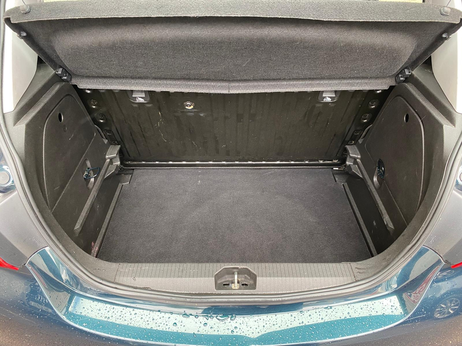 2014 Opel Corsa - image 13