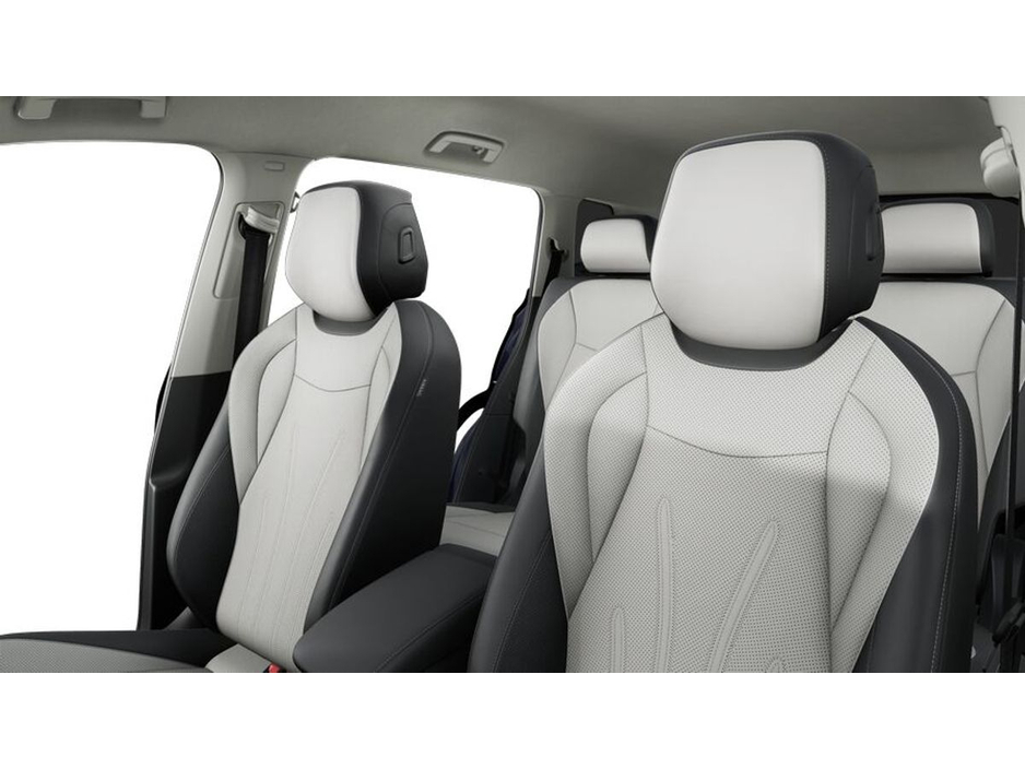 2026 Volkswagen Tayron - image 9