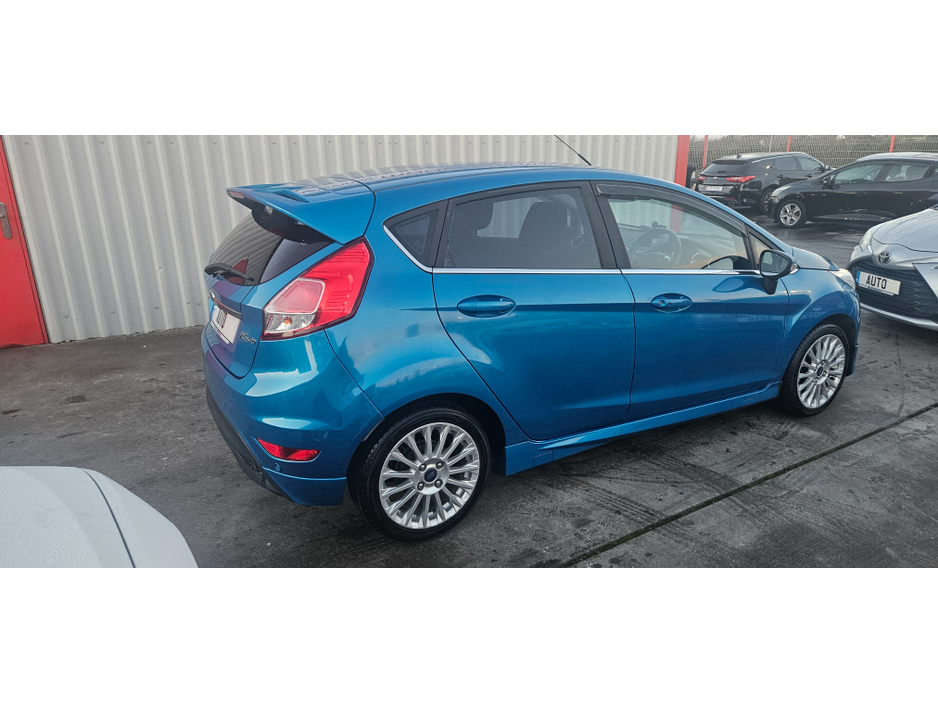 2014 Ford Fiesta auto 1.0 eco zetec s/titanium fully loaded low kms €8,750