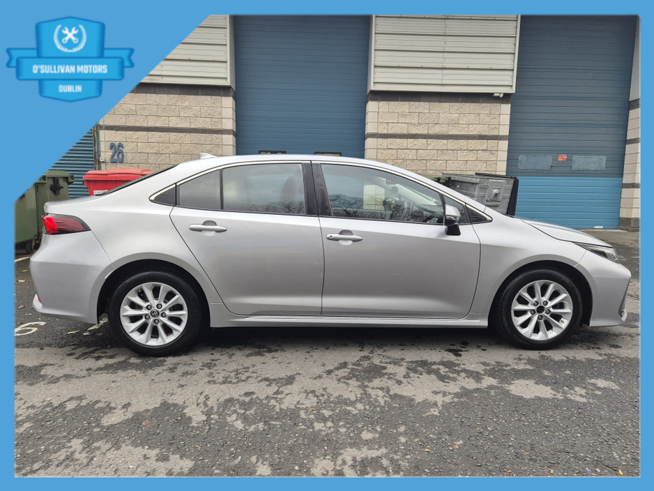 2022 Toyota Corolla LUNA 4DR AUTO HYBRID €20,500