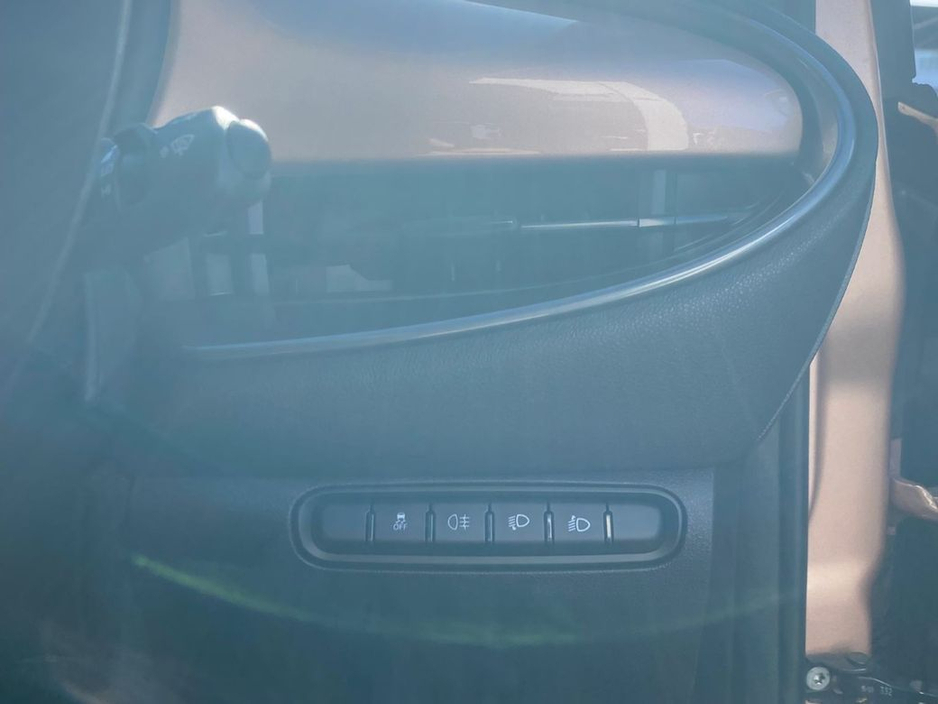 2025 Fiat 500e - image 20