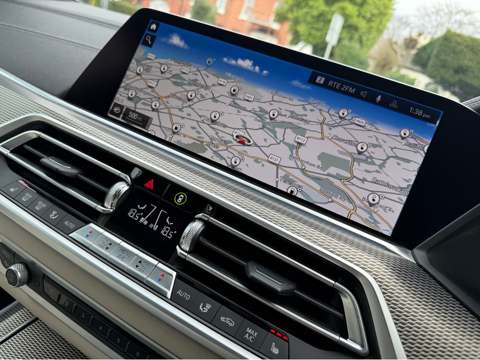 2022 BMW X5 - image 24