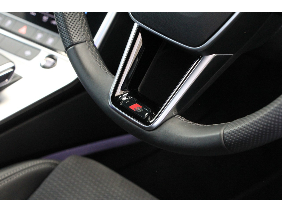 2025 Audi A6 - image 7