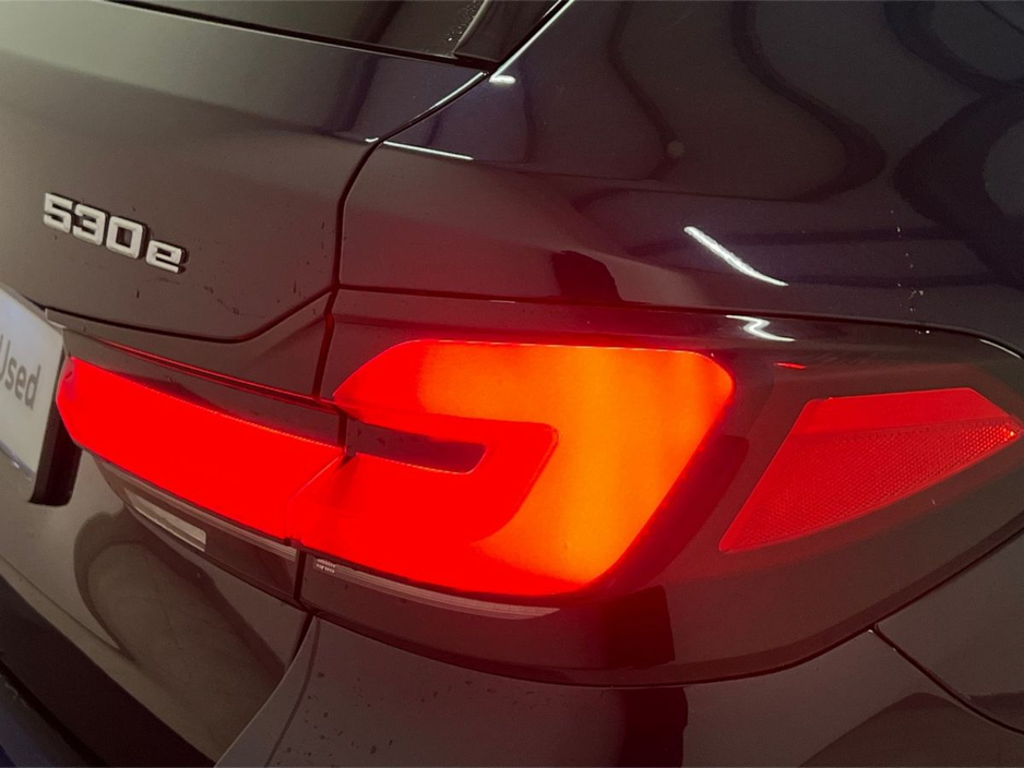2023 BMW 5 Series 530e M Sport PRO PACK / M SEATS €46,995