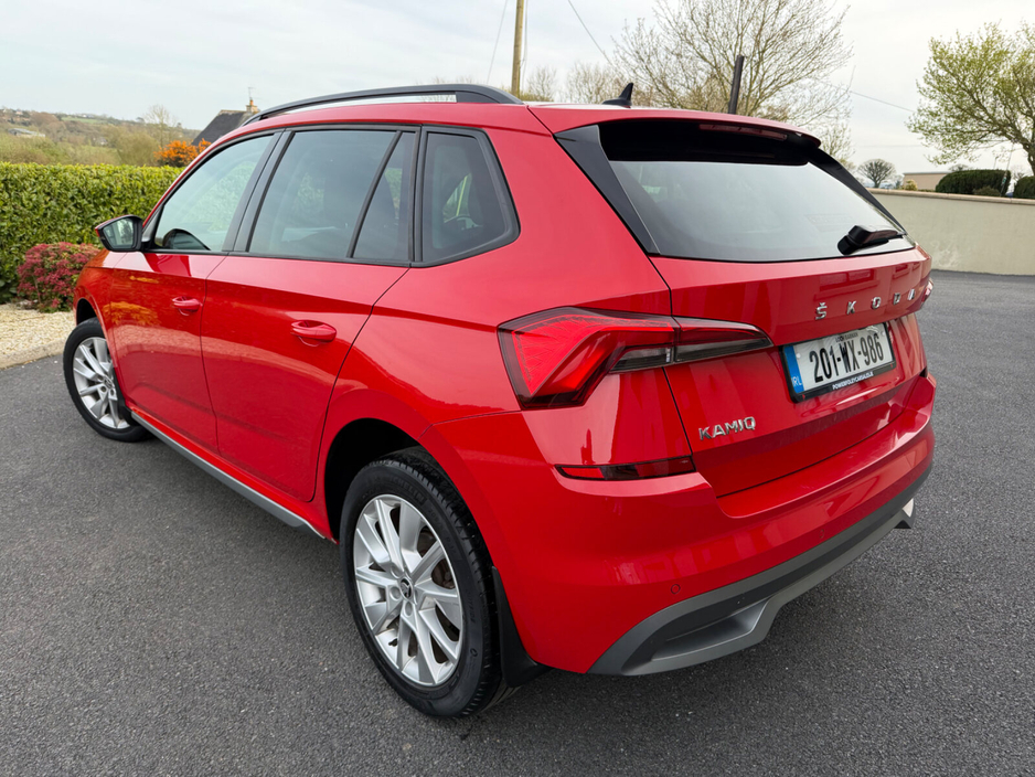 2020 Skoda Kamiq - image 7