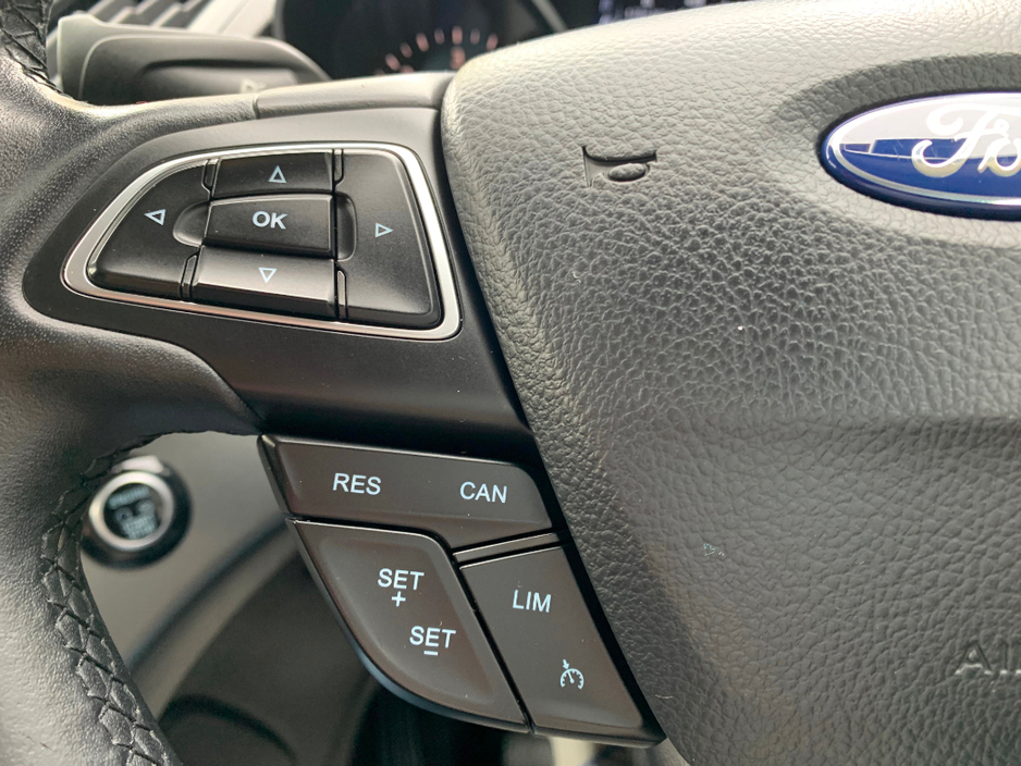 2018 Ford Kuga - image 23