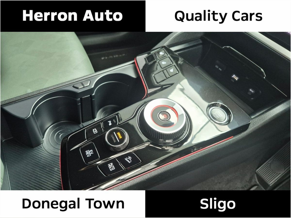 2024 Kia Sportage - image 8