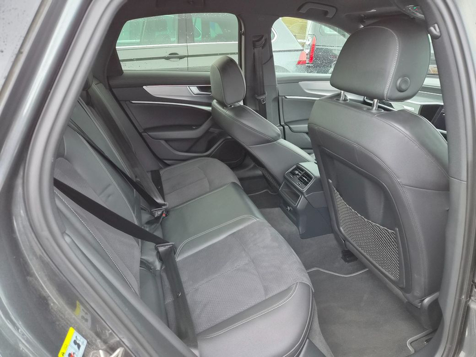 2022 Audi A6 - image 17