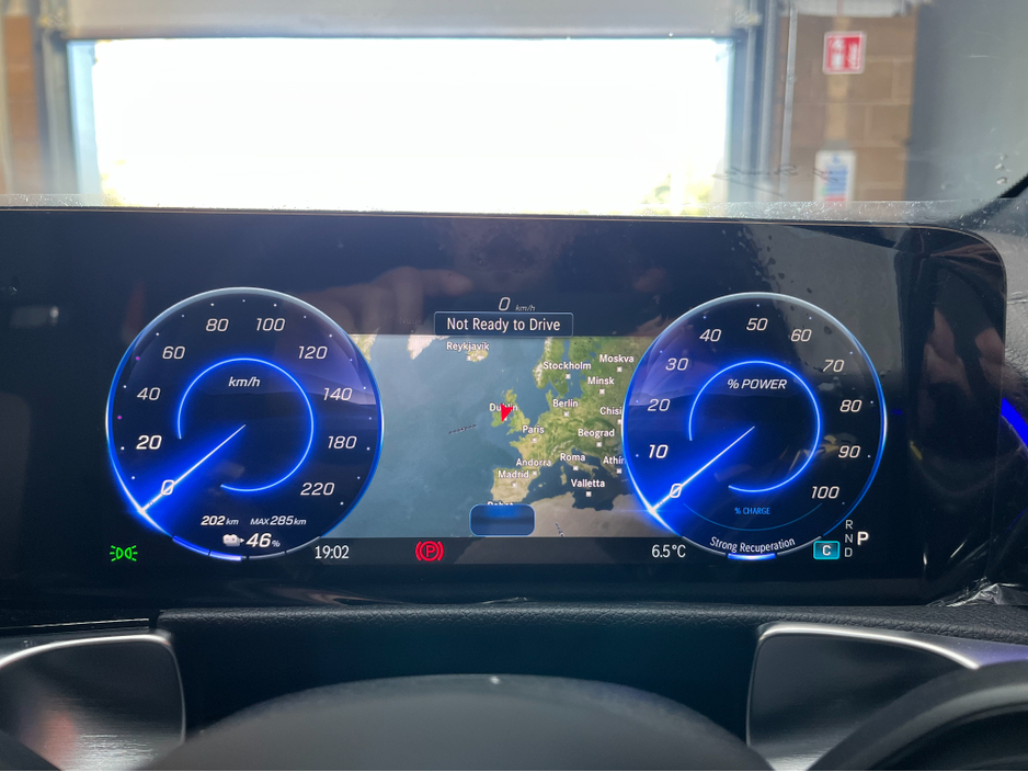 2025 Mercedes-Benz EQB - image 27