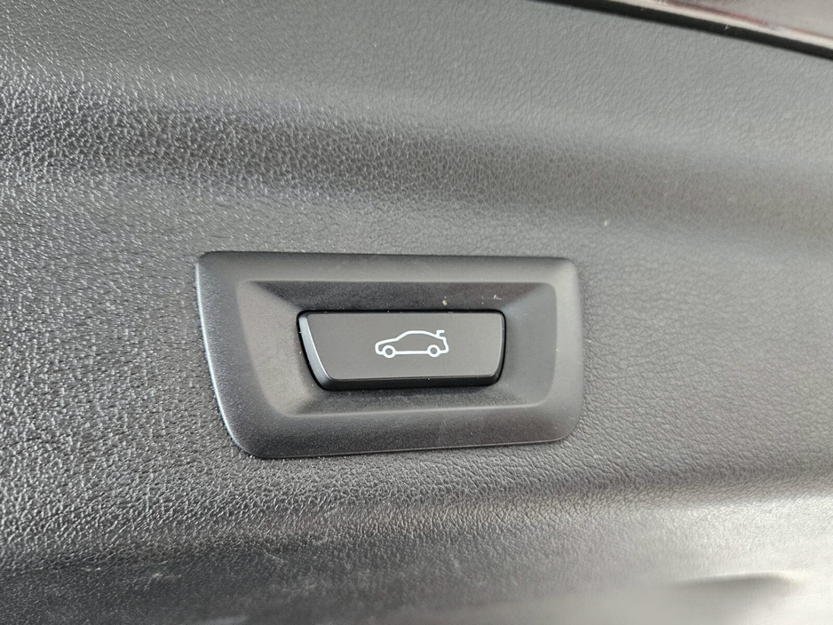 2023 BMW X1 - image 5