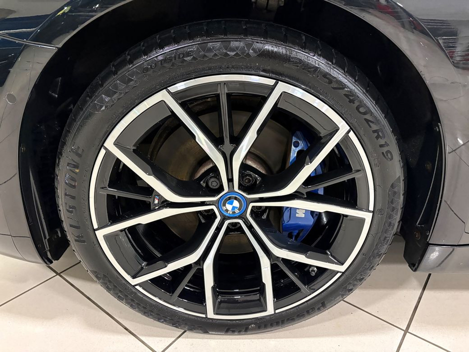 2022 BMW 5 Series 530e M-SPORT PRO TOURING=LOW MILES//HUGE SPEC=FULL SERVICE HISTORY=221 D REG=ONLY €140 ANNUAL ROAD TAX//TAILORED FINANCE PACKAGES AVAILABLE=TRADE INS €39,995