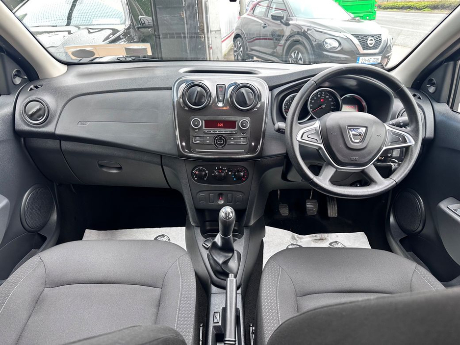 2019 Dacia Sandero - image 12