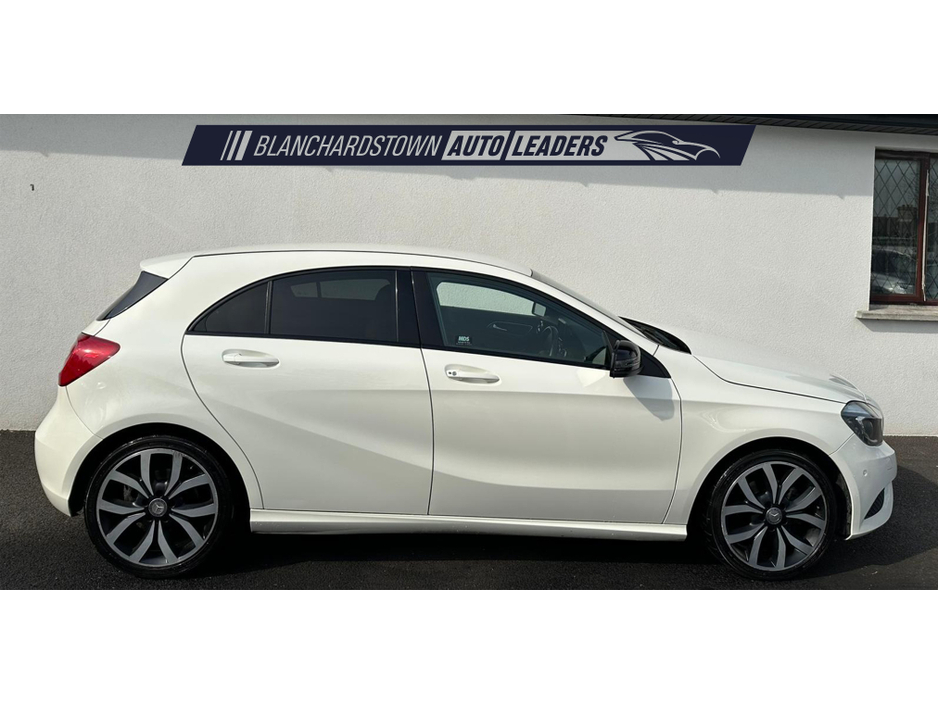 2015 Mercedes-Benz A Class - image 9