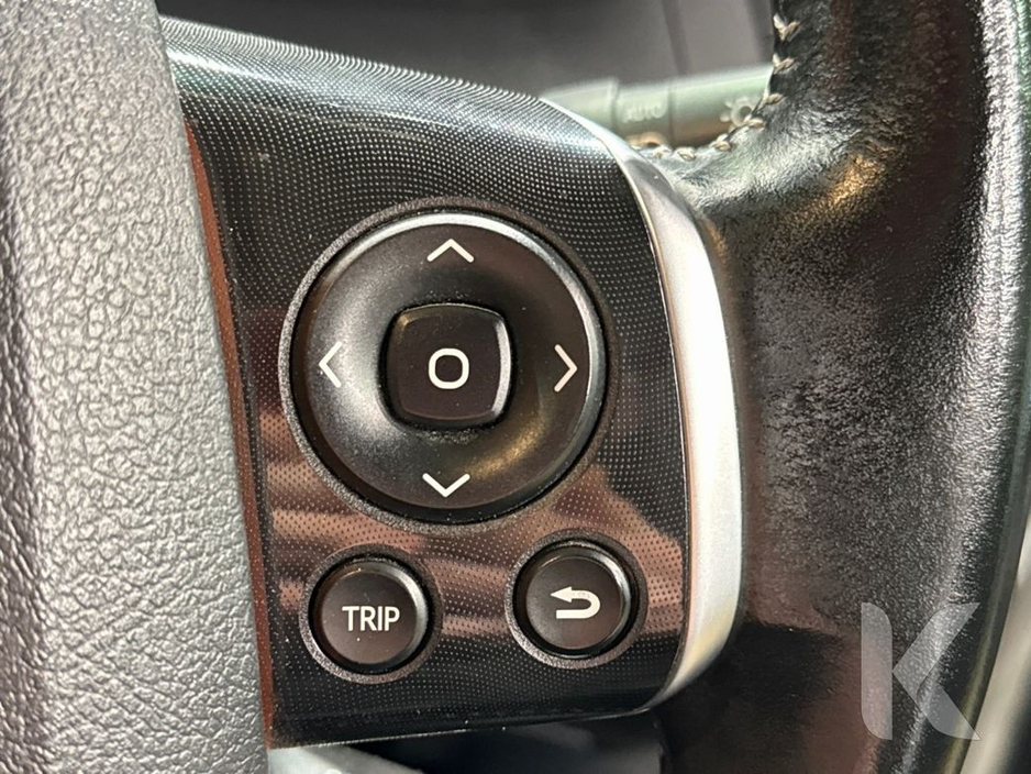 2020 Toyota Sienta - image 21