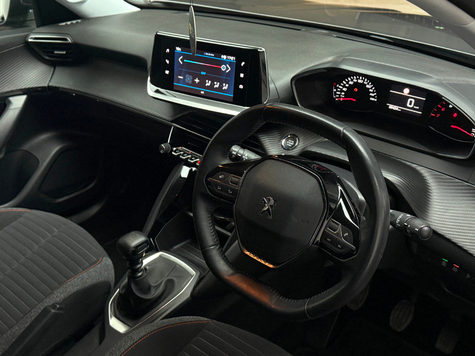 2020 Peugeot 2008 ACTIVE 1.2 100 4DR €16,990