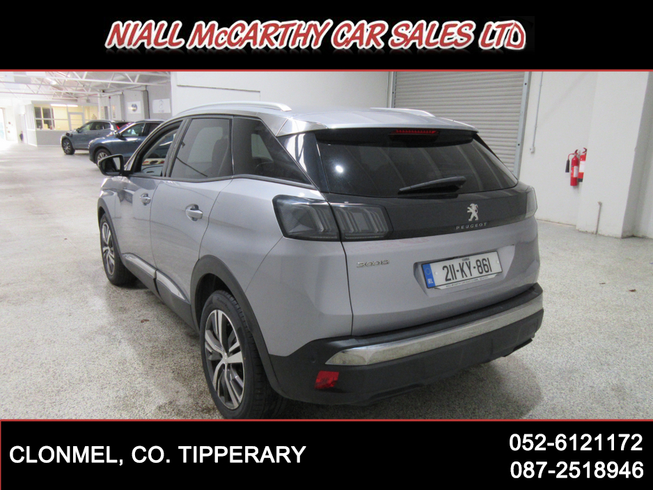 2021 Peugeot 3008 - image 7